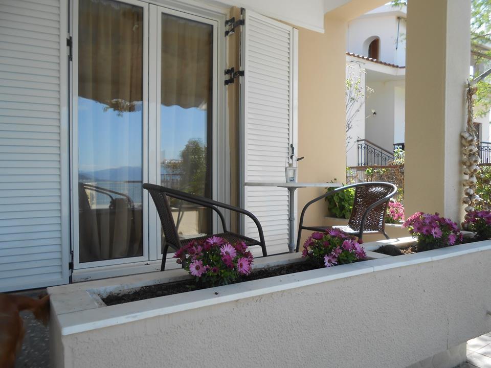 Mamanis Apartment