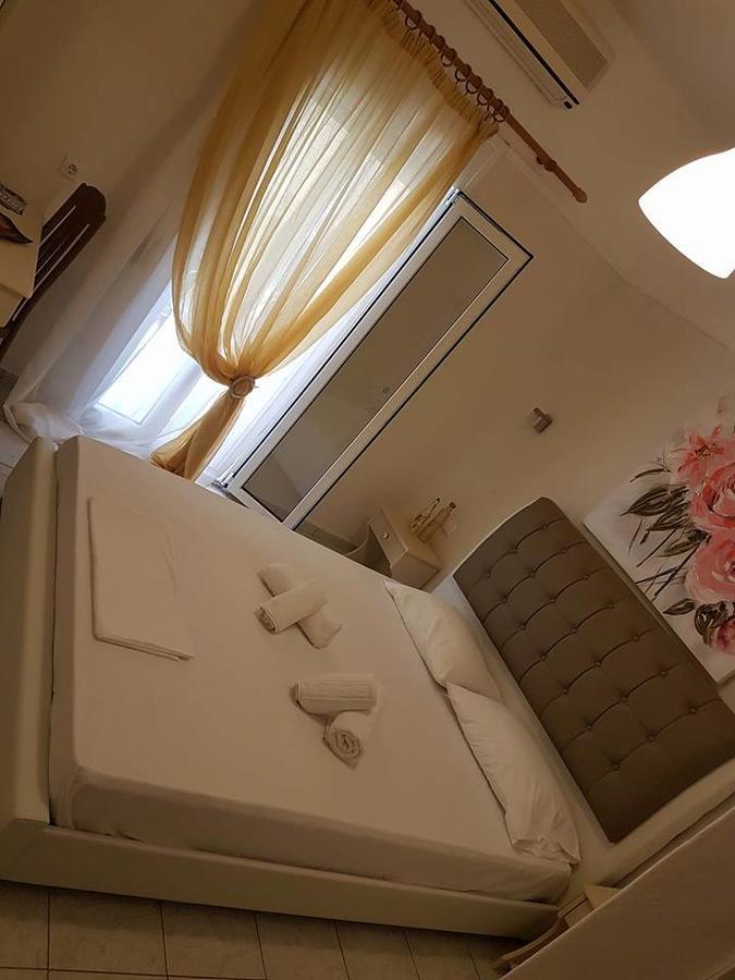 Apartment Mamanis *