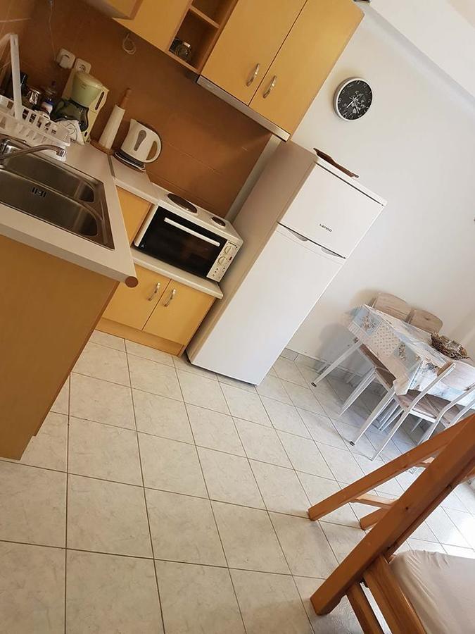 Mamanis Apartment *